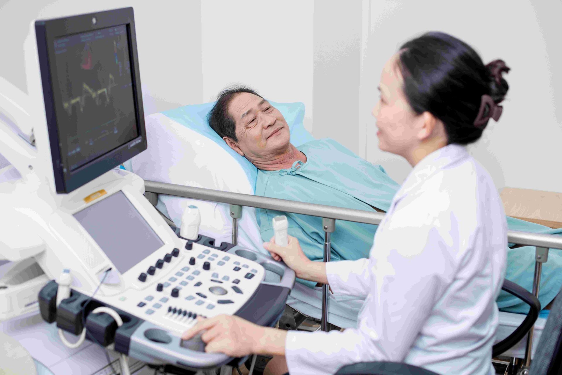 Bệnh nhân tại Việt Nam có thể chuyển tuyến đến các bệnh viện hàng đầu thuộc hệ thống Cleveland Clinic tại Hoa Kỳ.