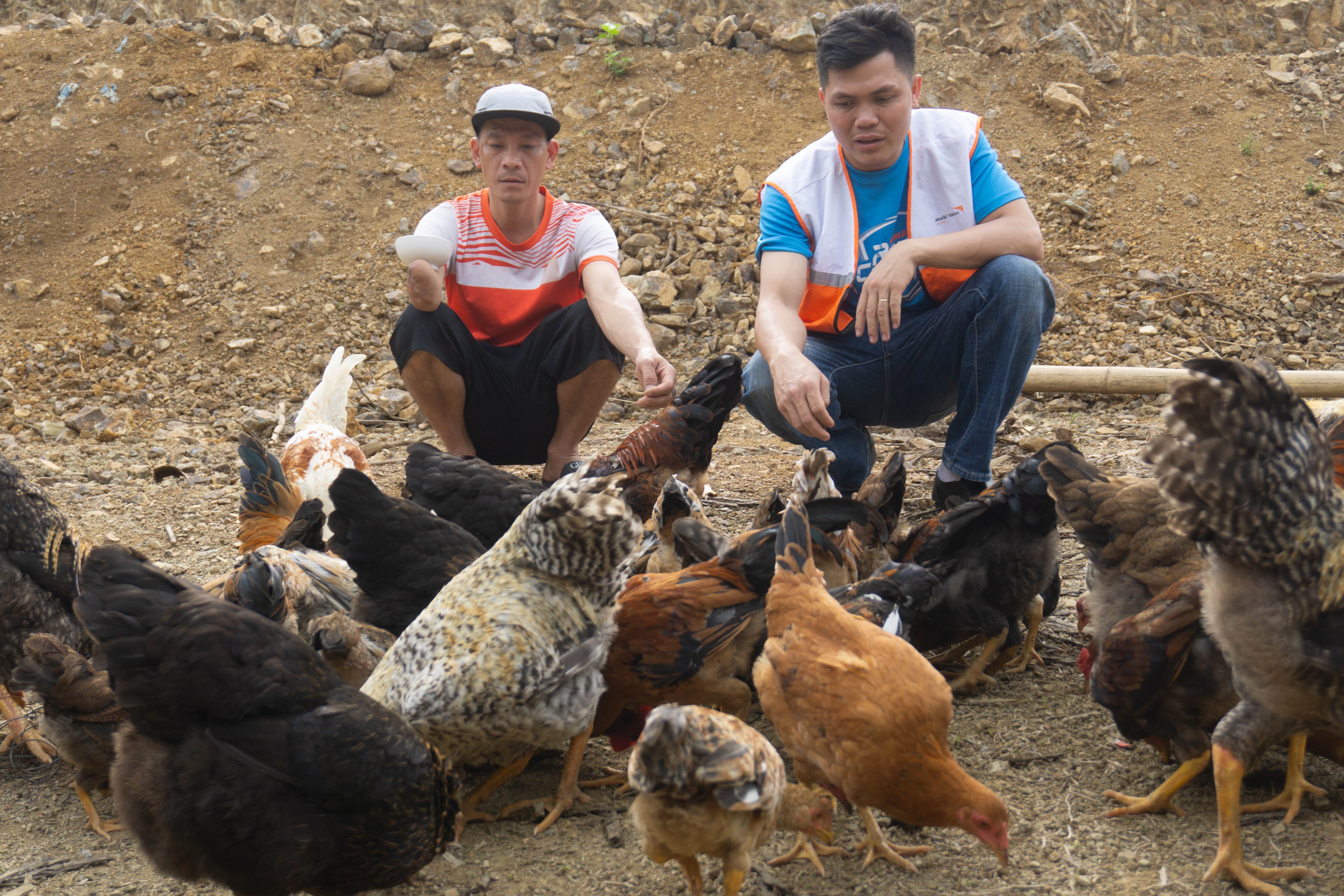 WVIV hỗ trợ người khuyết tật vượt lên số phận, tự tạo sinh kế bền vững WVIV hỗ trợ người khuyết tật tự tạo sinh kế bền vững