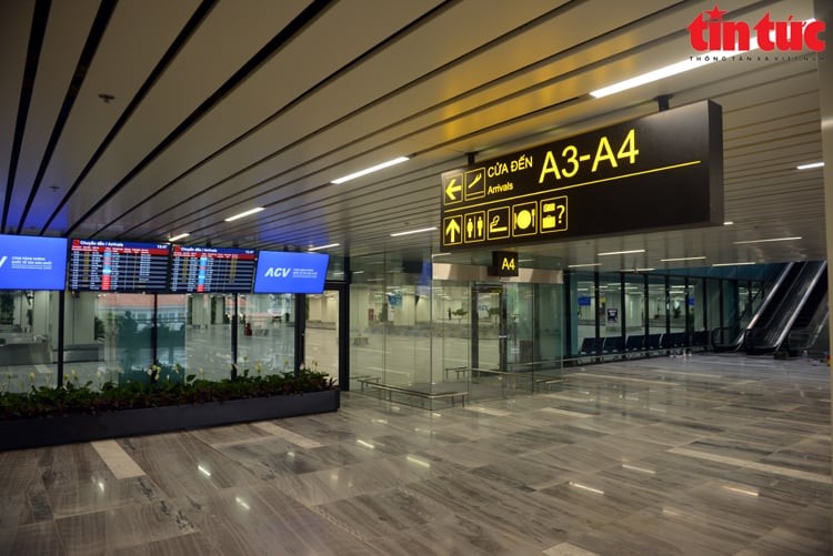 Cận cảnh Nhà ga T3 sân bay Tân Sơn Nhất trước giờ khánh thành