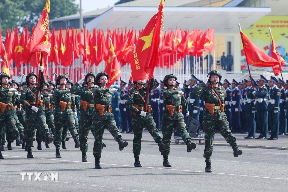 Lực lượng quân đội tham gia hợp luyện diễu binh, diễu hành tại Biên Hòa, Đồng Nai. Lực lượng quân đội tham gia hợp luyện diễu binh, diễu hành tại Biên Hòa, Đồng Nai.