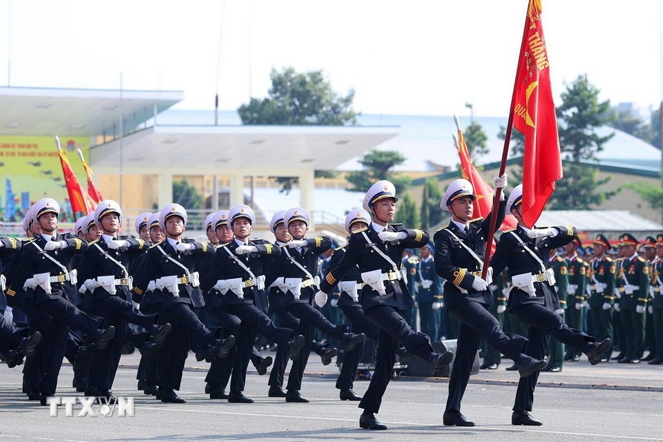 Lực lượng quân đội tham gia hợp luyện diễu binh, diễu hành tại Biên Hòa, Đồng Nai. Lực lượng quân đội tham gia hợp luyện diễu binh, diễu hành tại Biên Hòa, Đồng Nai.