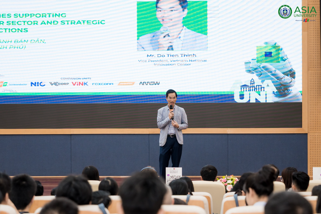 Xây dựng nguồn nhân lực chất lượng cao cho ngành bán dẫn Xây dựng nguồn nhân lực chất lượng cao cho ngành bán dẫn