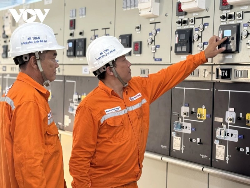 Mục tiêu tăng trưởng 8% đặt ra thách thức cho ngành điện Mục tiêu tăng trưởng 8% đặt ra thách thức cho ngành điện