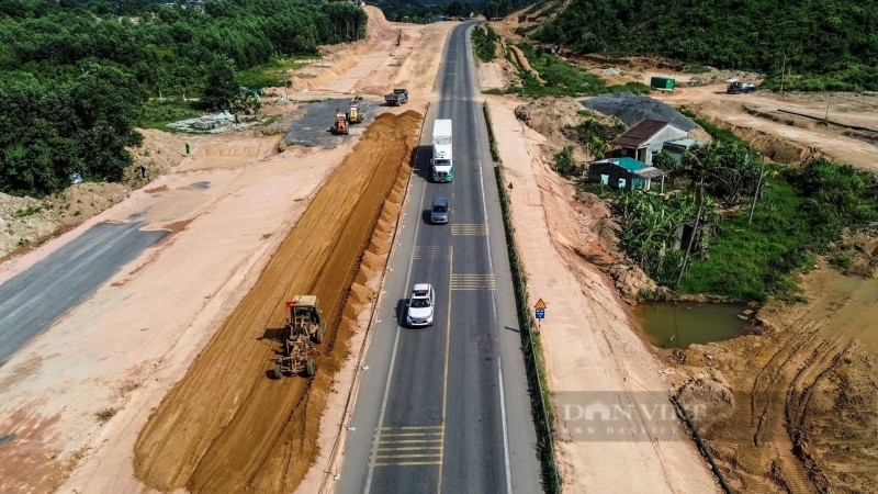 Lệnh thép cho 3.000km cao tốc: Thủ tướng điểm danh, siết tiến độ từng tỉnh Lệnh thép cho 3.000km cao tốc: Thủ tướng điểm danh, siết tiến độ từng tỉnh