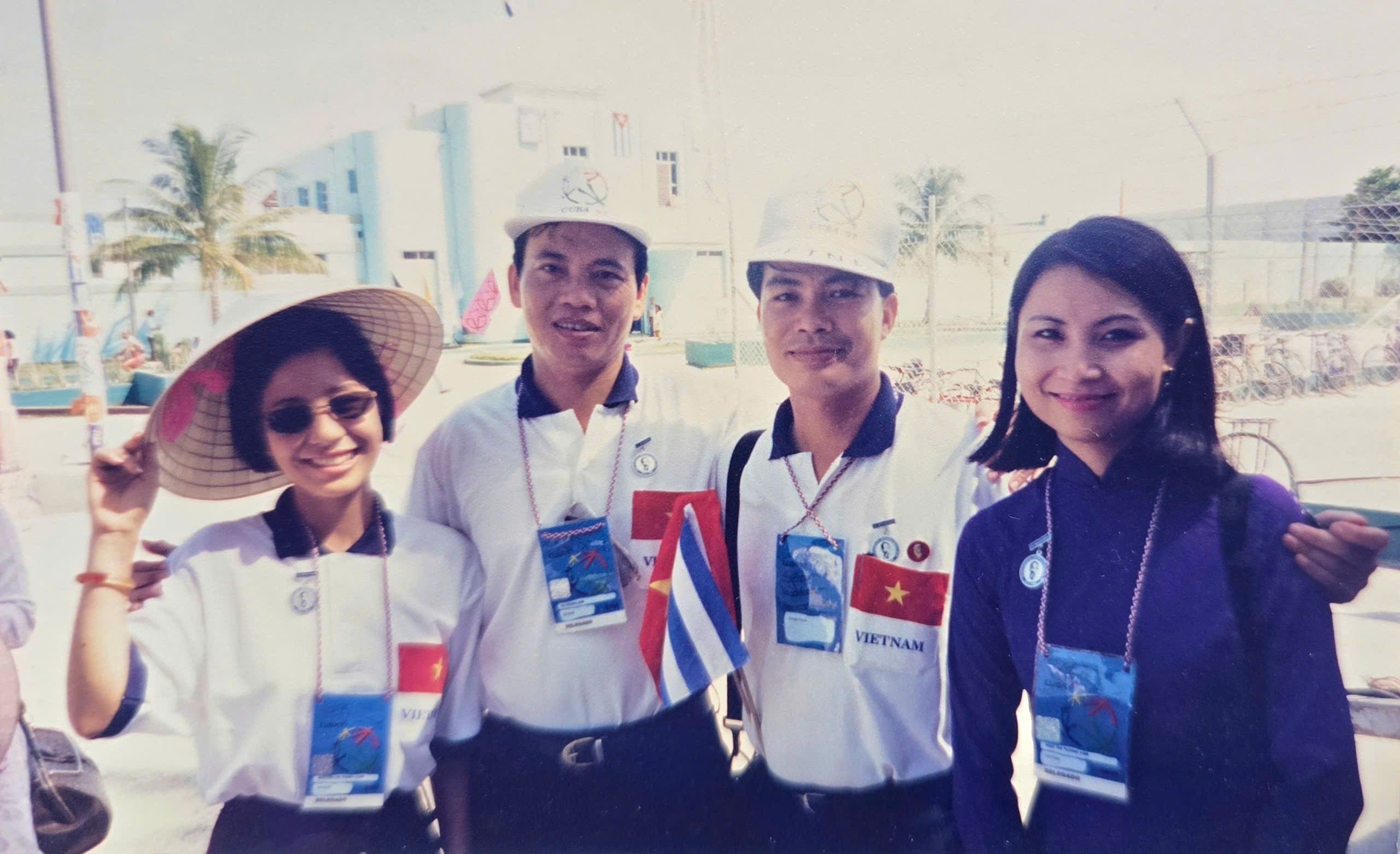 Cuba - Kỷ niệm một thời một đời in dấu Cuba - Kỷ niệm một thời một đời in dấu