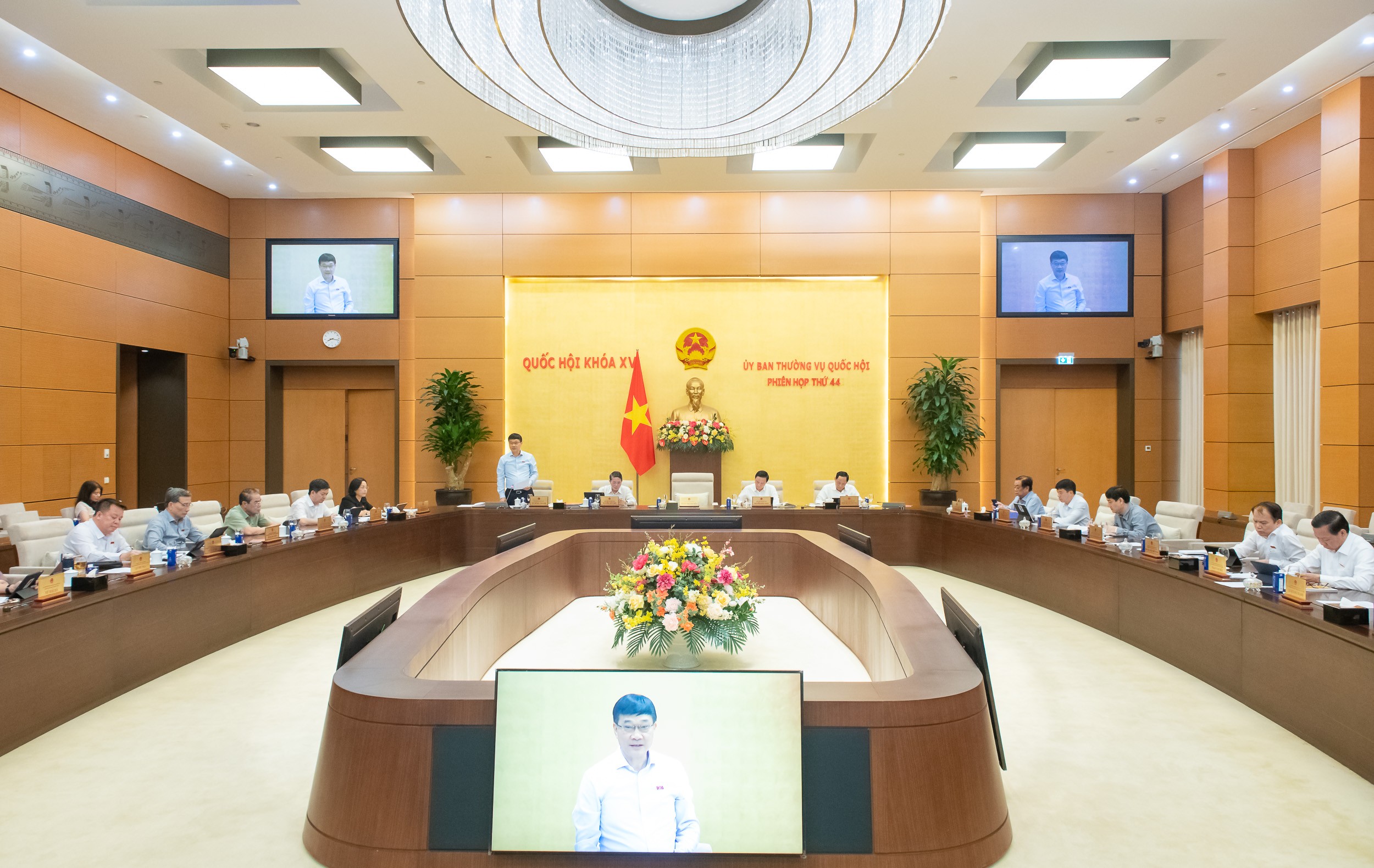 Toàn cảnh Phiên họp. (Ảnh: Quochoi.vn) Toàn cảnh Phiên họp. (Ảnh: Quochoi.vn)