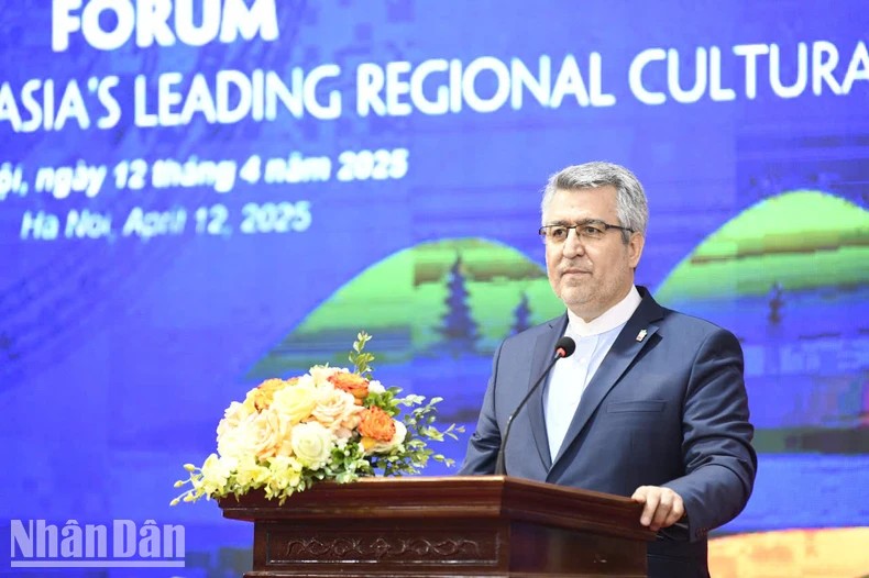 Đại sứ Cộng hòa Hồi giáo Iran tại Việt Nam Ali Akbar Nazari phát biểu tại Diễn đàn xúc tiến quảng bá du lịch Sau 50 năm thống nhất đất nước: Việt Nam đã thay đổi ngoạn mục