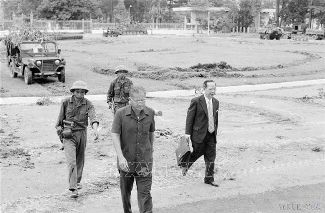 50 năm Thống nhất đất nước: Cuộc hội ngộ của Trung đoàn tiến vào Dinh Độc Lập 50 năm Thống nhất đất nước: Cuộc hội ngộ của Trung đoàn tiến vào Dinh Độc Lập