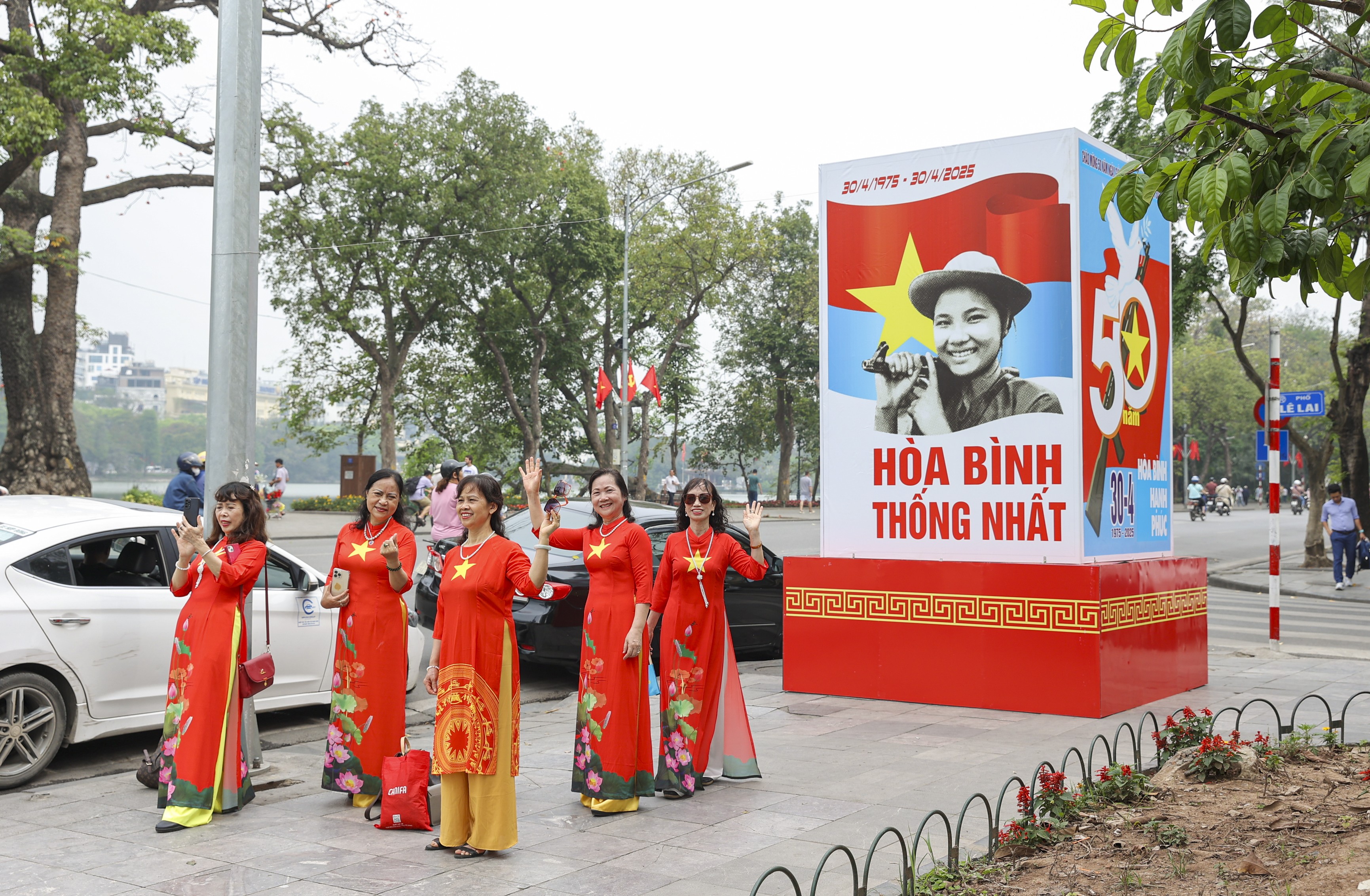 Hà Nội mát mẻ dịp 30/4. (Ảnh: Đinh Hòa) Hà Nội mát mẻ dịp 30/4. (Ảnh: Đinh Hòa)