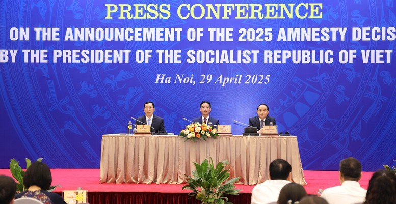 họp báo công bố Quyết định của Chủ tịch nước về đặc xá năm 2025 họp báo công bố Quyết định của Chủ tịch nước về đặc xá năm 2025