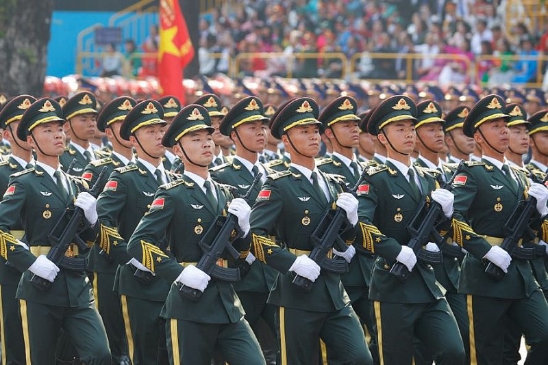 [Ảnh] Diễu binh, diễu hành kỷ niệm 50 năm thống nhất đất nước