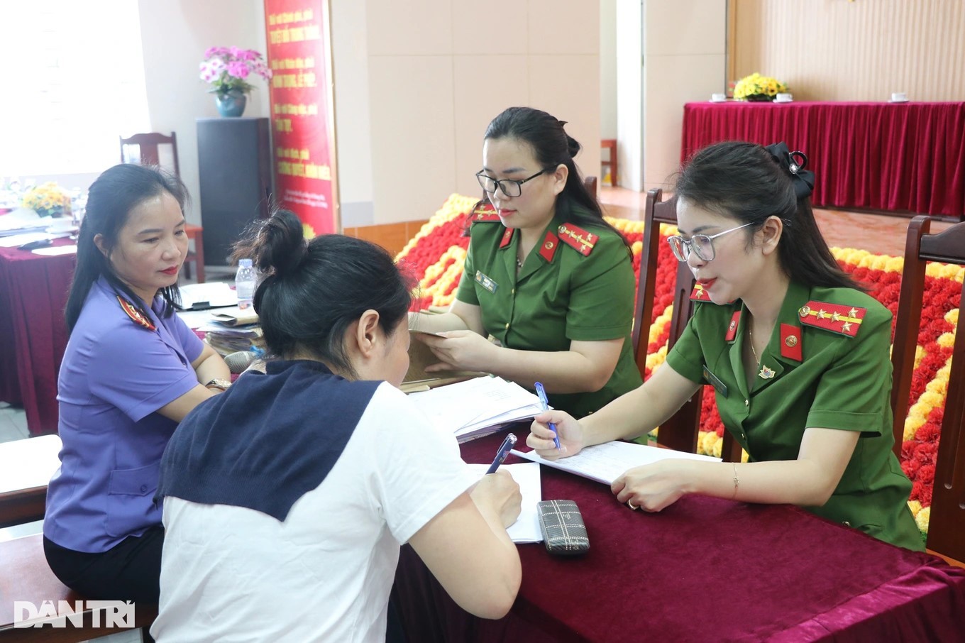 Hành trình mới của các phạm nhân được đặc xá Hành trình mới của các phạm nhân được đặc xá