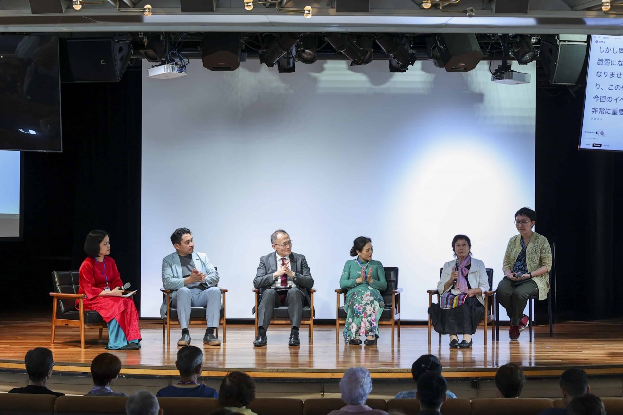 Continuing the Story of Peace: From Memory to Future Aspirations Continuing the Story of Peace: From Memory to Future Aspirations