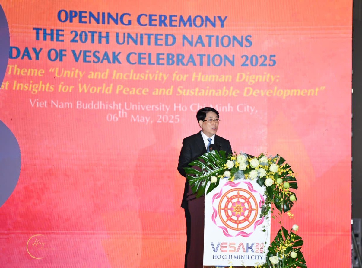 Chủ tịch nước Lương Cường phát biểu tại Lễ khai mạc Đại lễ Vesak Liên hợp quốc 2025. (Ảnh: Phật sự Online) Chủ tịch nước Lương Cường phát biểu tại Lễ khai mạc Đại lễ Vesak Liên hợp quốc 2025. (Ảnh: Phật sự Online)