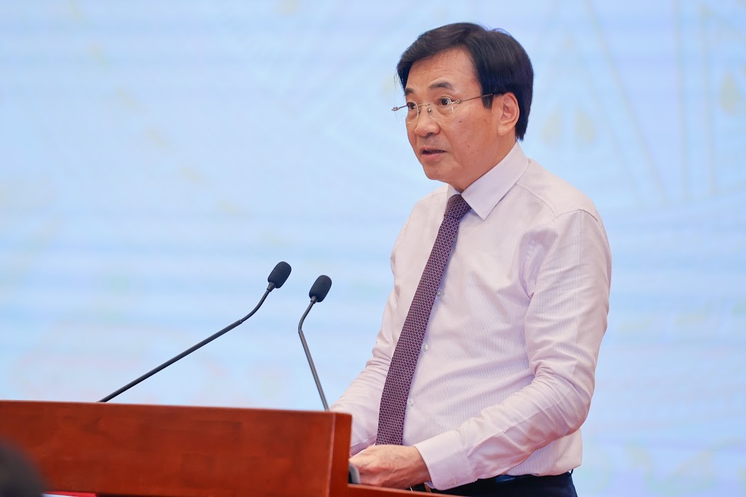 Bộ trưởng, Chủ nhiệm VPCP Trần Văn Sơn, Người phát ngôn của Chính phủ, cung cấp thông tin tại họp báo Chính phủ thường kỳ tháng 4/2025. (Ảnh: VGP) Bộ trưởng, Chủ nhiệm VPCP Trần Văn Sơn, Người phát ngôn của Chính phủ, cung cấp thông tin tại họp báo Chính phủ thường kỳ tháng 4/2025. (Ảnh: VGP)