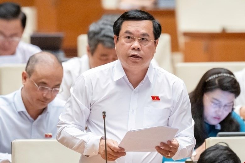 Luật Khoa học công nghệ và Đổi mới sáng tạo: Động lực cho phát triển bền vững trong kỷ nguyên số Đại biểu hiến kế phát triển Quỹ phát triển khoa học và công nghệ
