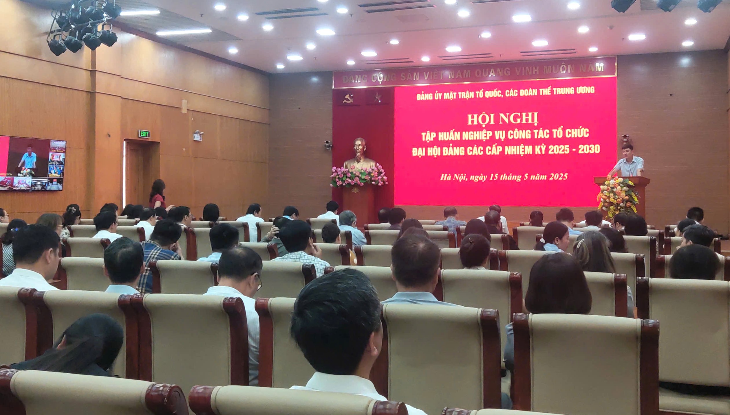 Tổ chức Đại hội đại biểu Đảng bộ MTTQ, các đoàn thể Trung ương trước 31/10/2025 Tổ chức Đại hội đại biểu Đảng bộ MTTQ, các đoàn thể Trung ương trước 31/10/2025