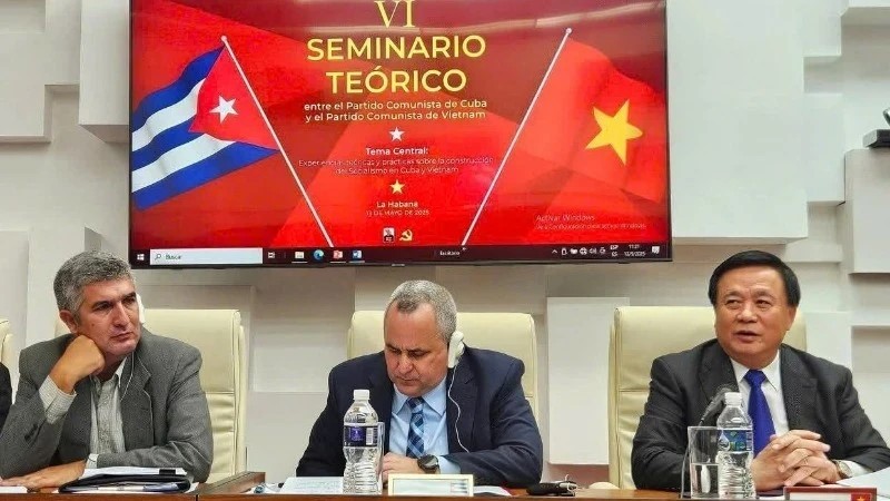 Hội thảo khoa học quốc tế “Fidel Castro-Hồ Chí Minh: Tầm nhìn cách mạng”.