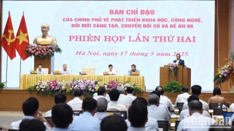 Thúc đẩy mạnh mẽ, tạo chuyển biến tích cực về khoa học công nghệ, đổi mới sáng tạo và chuyển đổi số Thúc đẩy mạnh mẽ, tạo chuyển biến tích cực về khoa học công nghệ, đổi mới sáng tạo và chuyển đổi số