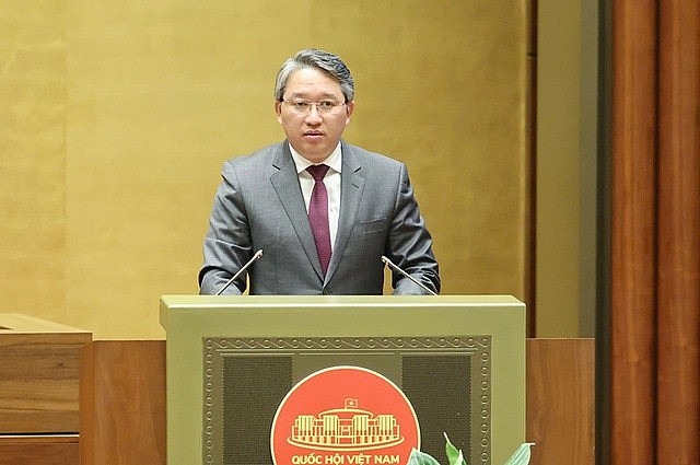 Minister of Justice Nguyen Hai Ninh presents the draft law to the National Assembly proposing amendments to the Law on Vietnamese Nationality, Ha Noi, May 17, 2025. Photo: VGP Minister of Justice Nguyen Hai Ninh presents the draft law to the National Assembly proposing amendments to the Law on Vietnamese Nationality, Ha Noi, May 17, 2025. Photo: VGP