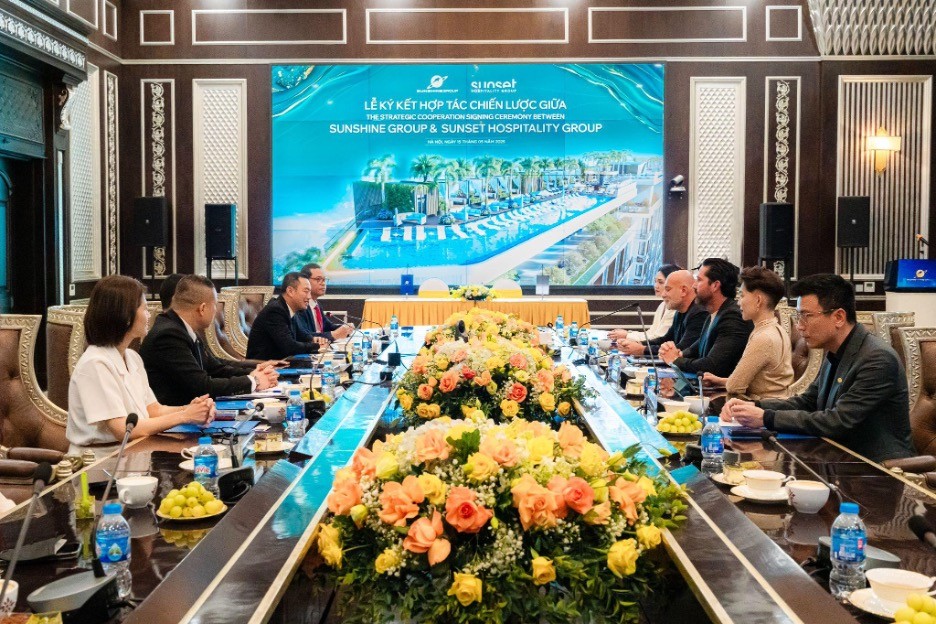 Sunshine Group bắt tay “ông lớn” Dubai đưa trải nghiệm ẩm thực quốc tế về Tây Hồ Tây Sunshine Group bắt tay “ông lớn” Dubai đưa trải nghiệm ẩm thực quốc tế về Tây Hồ Tây