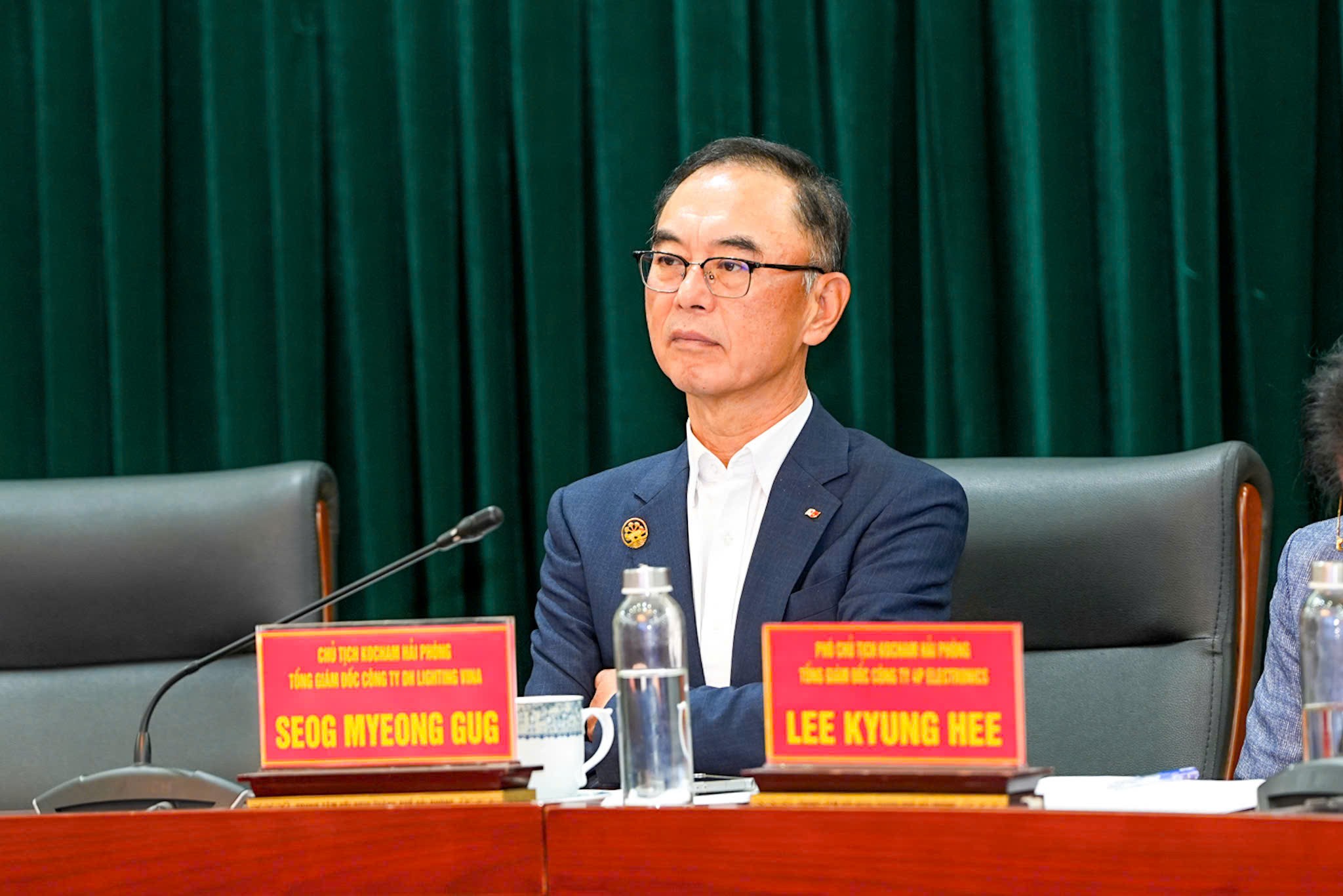 Ông Seog Myeong Gug, Chủ tịch KOCHAM Hải Phòng phát biểu tại Tọa đàm. Ông Seog Myeong Gug, Chủ tịch KOCHAM Hải Phòng phát biểu tại Tọa đàm.