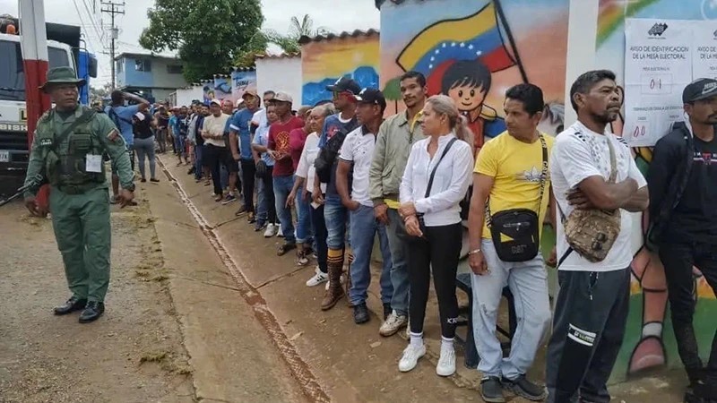 Thắng lợi to lớn của nền dân chủ Venezuela Thắng lợi to lớn của nền dân chủ Venezuela