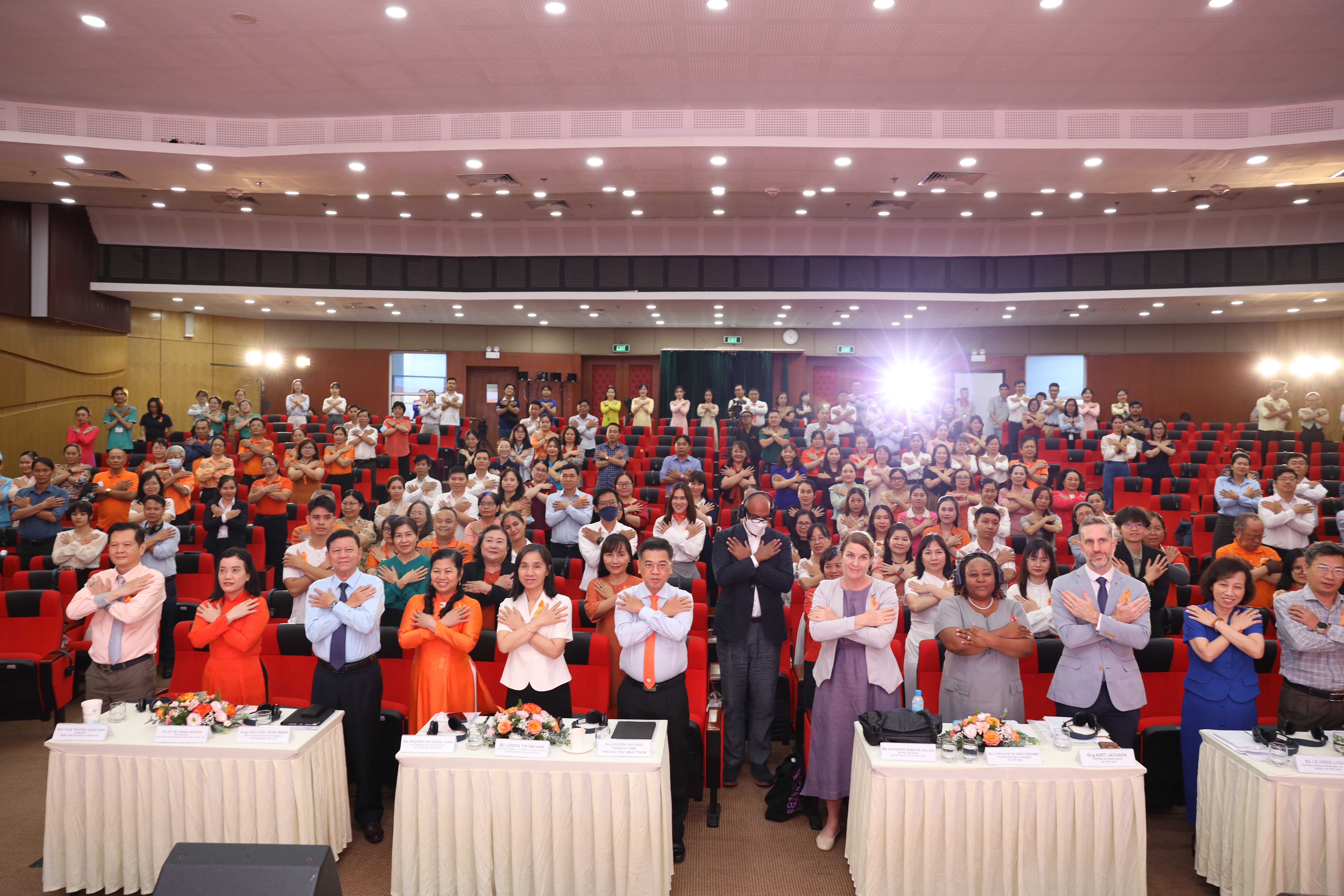 Thành phố Hồ Chí Minh triển khai thêm ba mô hình hỗ trợ nạn nhân bạo lực giới Thành phố Hồ Chí Minh triển khai thêm ba mô hình hỗ trợ nạn nhân bạo lực giới