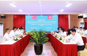 Lai Châu (Việt Nam) - Hồng Hà (Trung Quốc) hợp tác quản lý và phát triển biên giới
