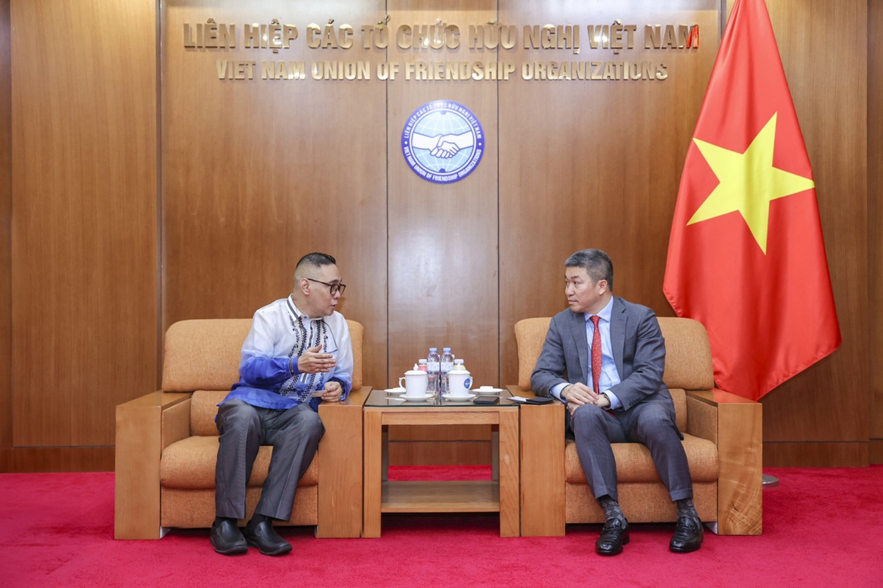 VUFO Supports Initiatives to Enhance People-to-people Exchanges between Vietnam and the Philippines VUFO Supports Initiatives to Enhance People-to-people Exchanges between Vietnam and the Philippines
