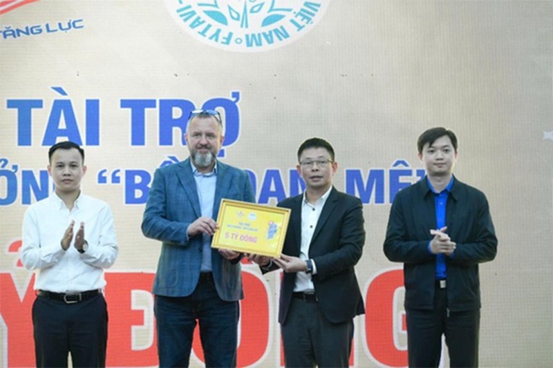 Tổng giá trị giải thưởng lên đến 5 tỷ đồng đang nhận được nhiều sự quan tâm của cộng đồng. Tổng giá trị giải thưởng lên đến 5 tỷ đồng đang nhận được nhiều sự quan tâm của cộng đồng.