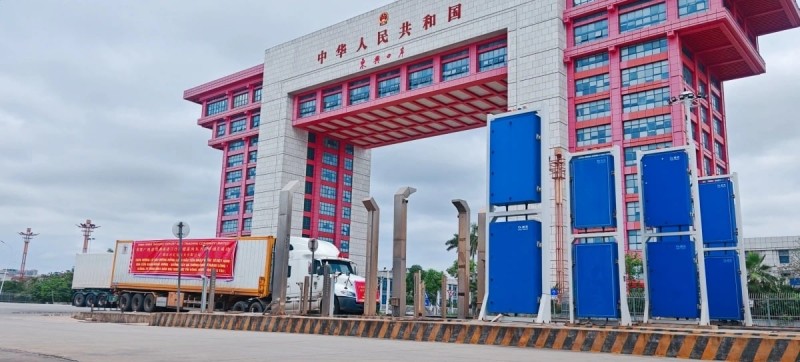 Việt Nam xuất khẩu lô sầu riêng đông lạnh đầu tiên sang Trung Quốc Việt Nam xuất khẩu lô sầu riêng đông lạnh đầu tiên sang Trung Quốc