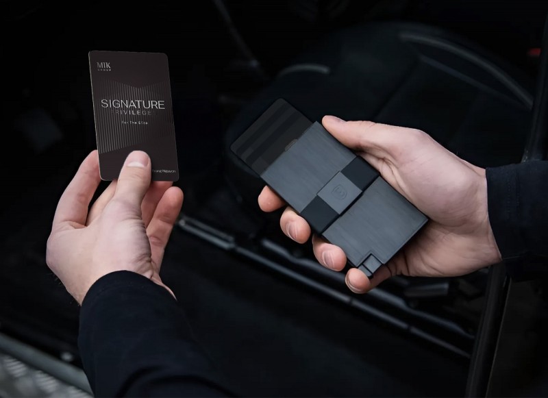 MIK Signature Privileges – hệ thống đặc quyền toàn diện được thiết kế riêng cho các khách hàng sở hữu những bất động sản cao cấp, hạng sang. MIK Signature Privileges – hệ thống đặc quyền toàn diện được thiết kế riêng cho các khách hàng sở hữu những bất động sản cao cấp, hạng sang.