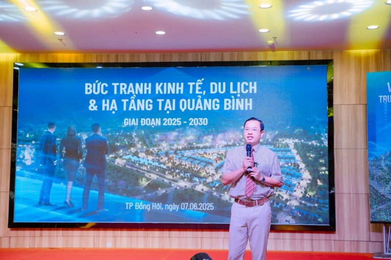 TS.Trần Tự Lực chia sẻ tại tọa đàm “Đón sóng chu kỳ tăng tốc mới Quảng Bình” ngày 6/6 TS.Trần Tự Lực chia sẻ tại tọa đàm “Đón sóng chu kỳ tăng tốc mới Quảng Bình” ngày 6/6