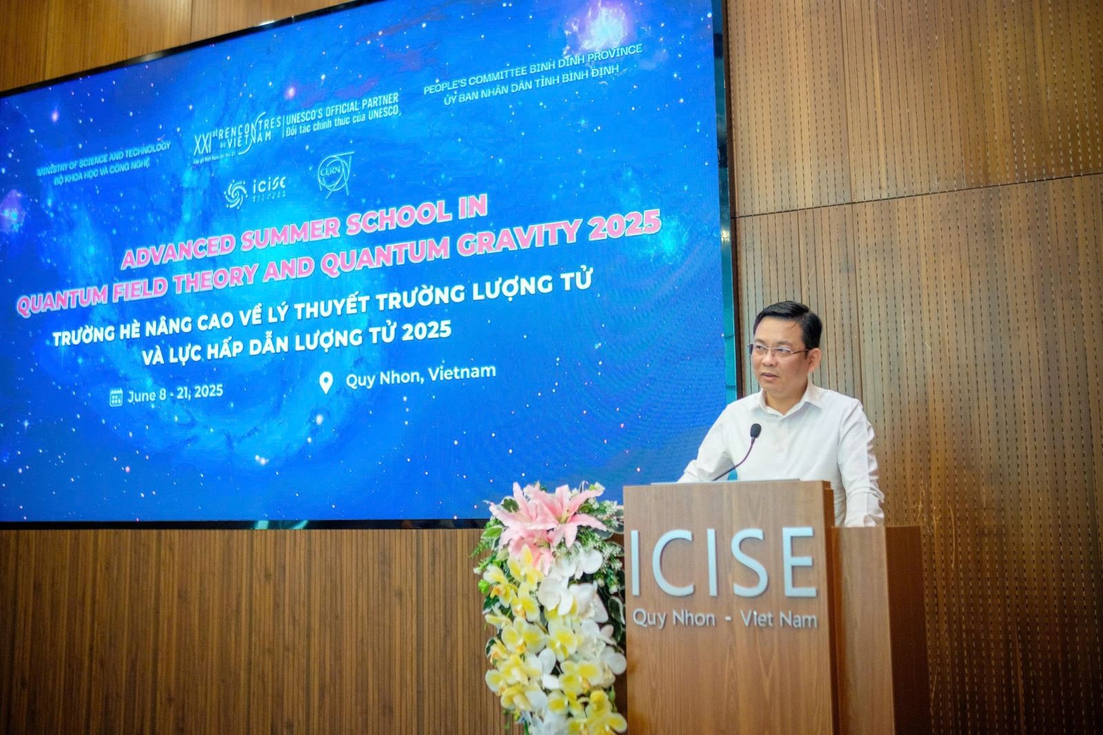 Vice President of the Vietnam Union of Friendship Organizations, attended and delivered a speech