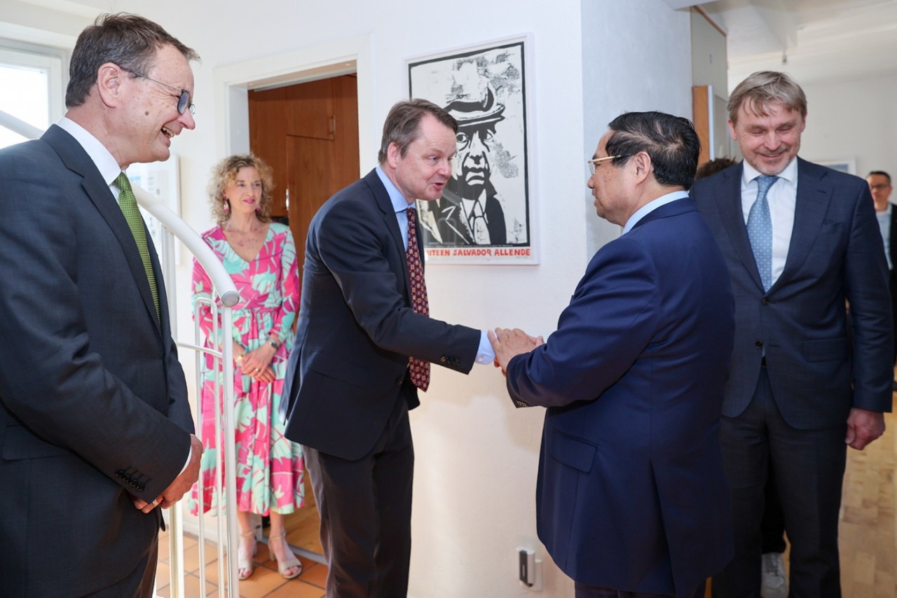 Late Swedish Prime Minister Olof Palme - A Great Friend of Vietnam