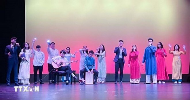 Cựu Đại sứ New Zealand James Kember ấn tượng về một Việt Nam "bứt phá" Cựu Đại sứ New Zealand James Kember ấn tượng về một Việt Nam "bứt phá"