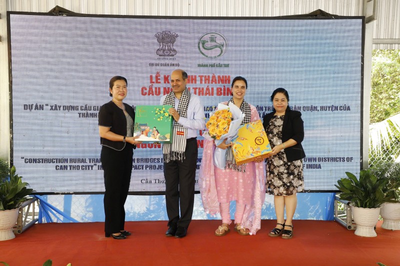 Cần Thơ khánh thành 2 cầu giao thông nông thôn do Ấn Độ tài trợ Cần Thơ khánh thành 2 cầu giao thông nông thôn do Ấn Độ tài trợ