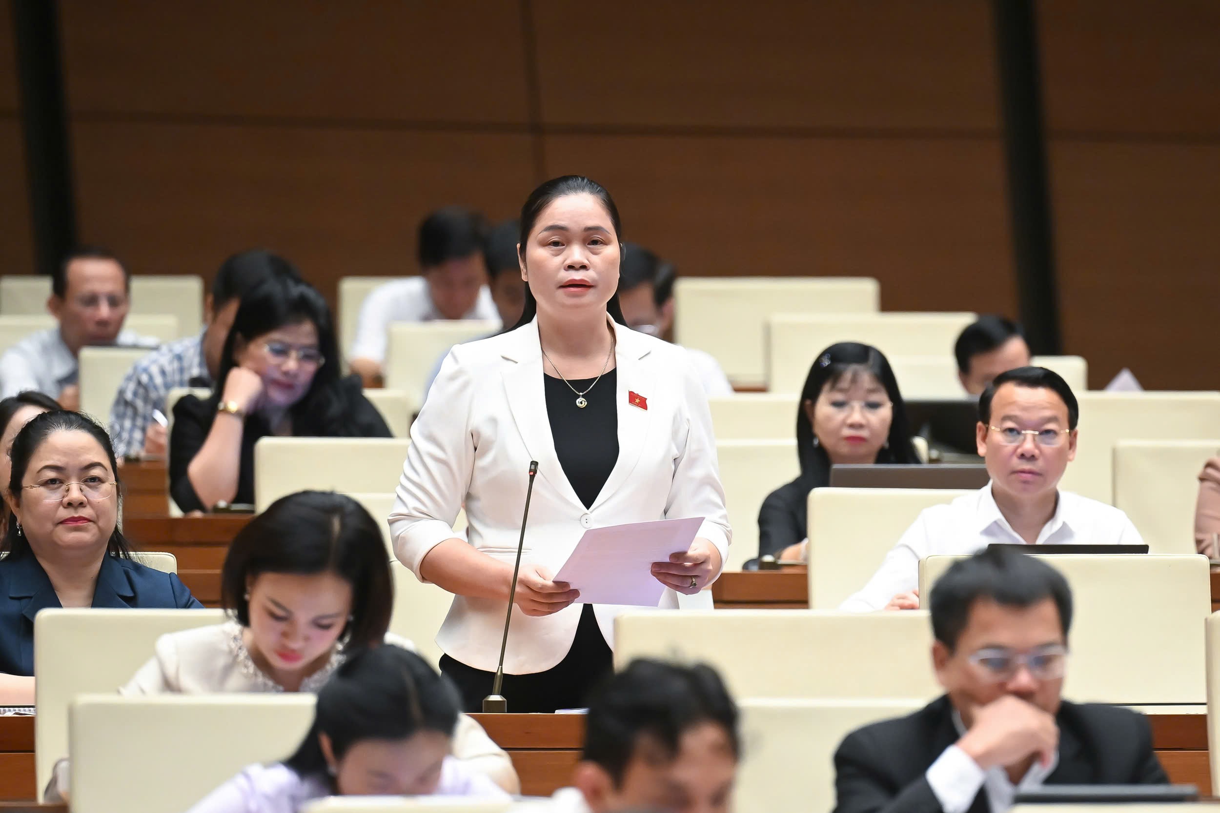 Đại biểu Ma Thị Thúy, Đoàn Đại biểu Quốc hội tỉnh Tuyên Quang. (Ảnh: quochoi.vn) Đại biểu Ma Thị Thúy, Đoàn Đại biểu Quốc hội tỉnh Tuyên Quang. (Ảnh: quochoi.vn)