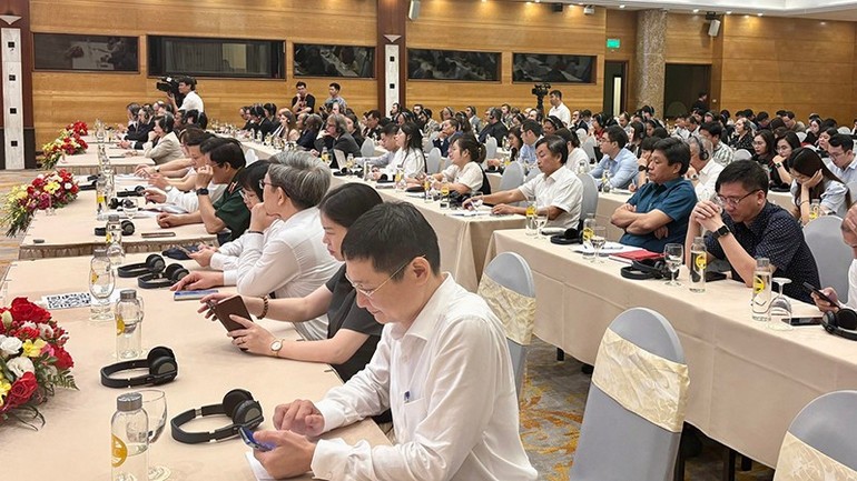 Họp báo quốc tế về sửa đổi, bổ sung Hiến pháp và triển khai mô hình tổ chức chính quyền địa phương 2 cấp Họp báo quốc tế về sửa đổi, bổ sung Hiến pháp và triển khai mô hình tổ chức chính quyền địa phương 2 cấp