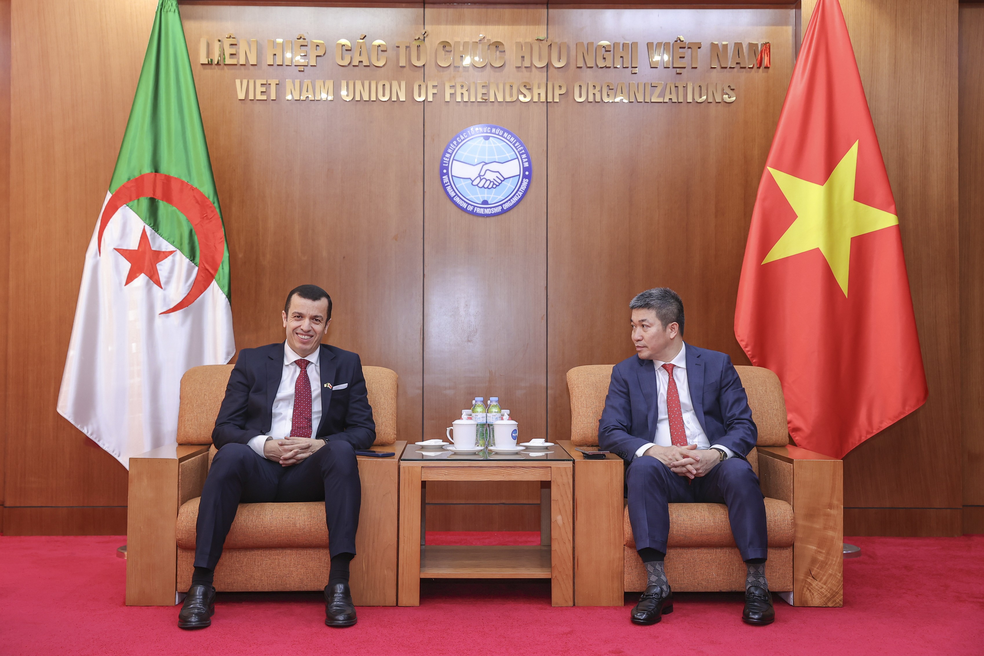 Ba đề xuất thúc đẩy quan hệ nhân dân Việt Nam - Algeria