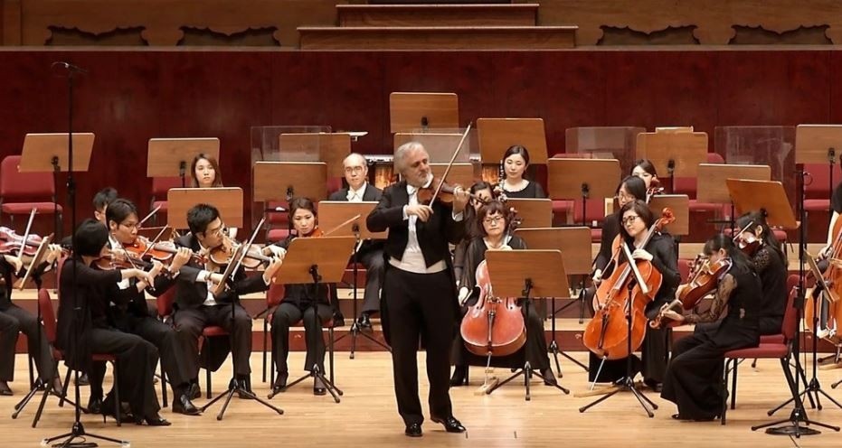 Desire to Bring Austrian Orchestra to Vietnamese Audience Desire to Bring Austrian Orchestra to Vietnamese Audience
