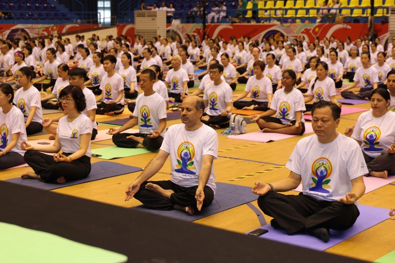 1.000 người tham gia đồng diễn Ngày Yoga quốc tế 2025 tại Hà Nội 1.000 người tham gia đồng diễn Ngày Yoga quốc tế 2025 tại Hà Nội