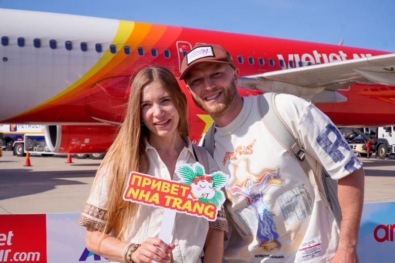 Vietjet khai trương loạt đường bay thẳng đầu tiên kết nối Việt Nam - Nga Vietjet khai trương loạt đường bay thẳng đầu tiên kết nối Việt Nam - Nga