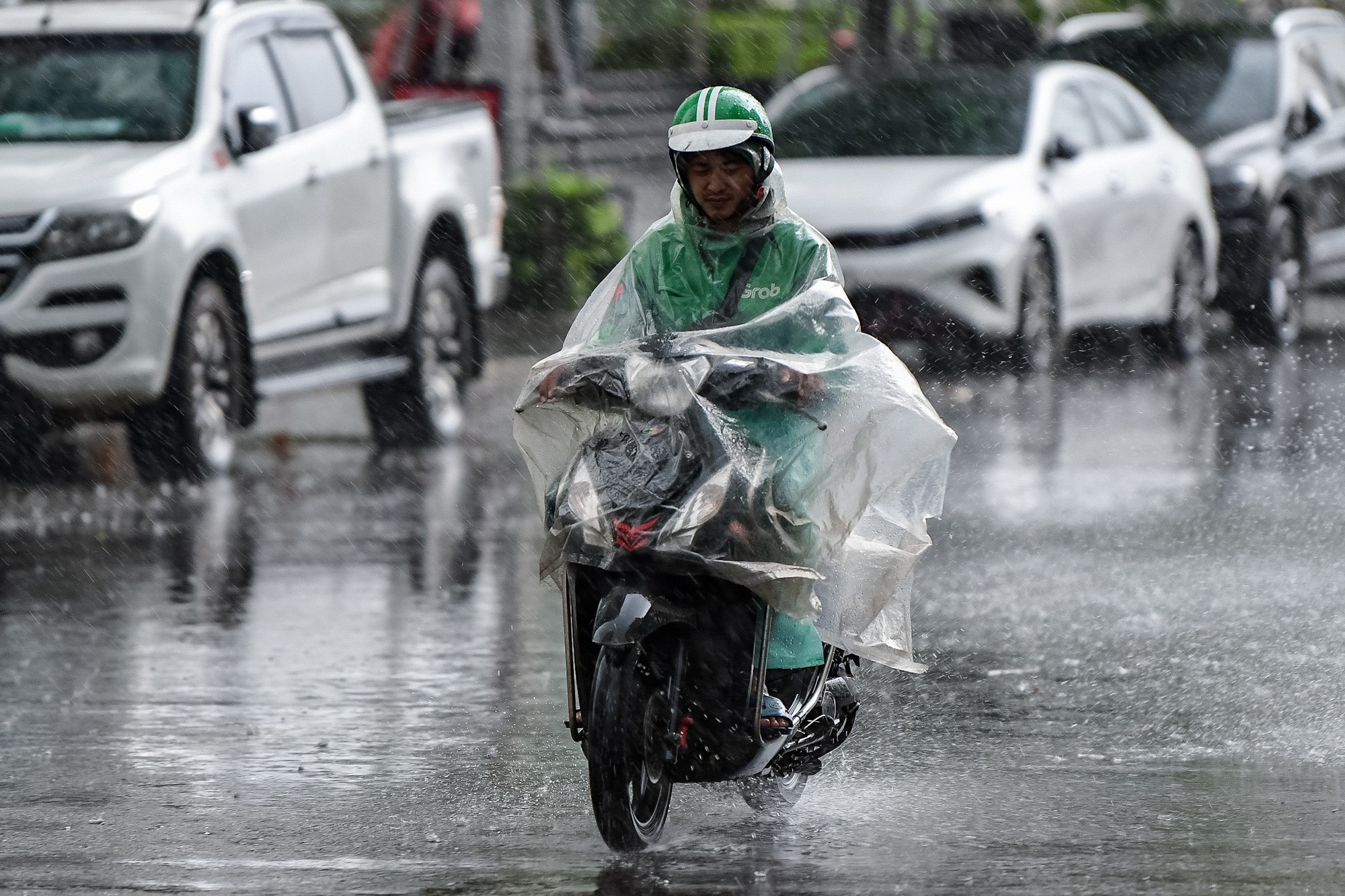 Thời tiết hôm nay (01/7): Nhiều khu vực trên cả nước có mưa giông Thời tiết hôm nay (01/7): Nhiều khu vực trên cả nước có mưa giông