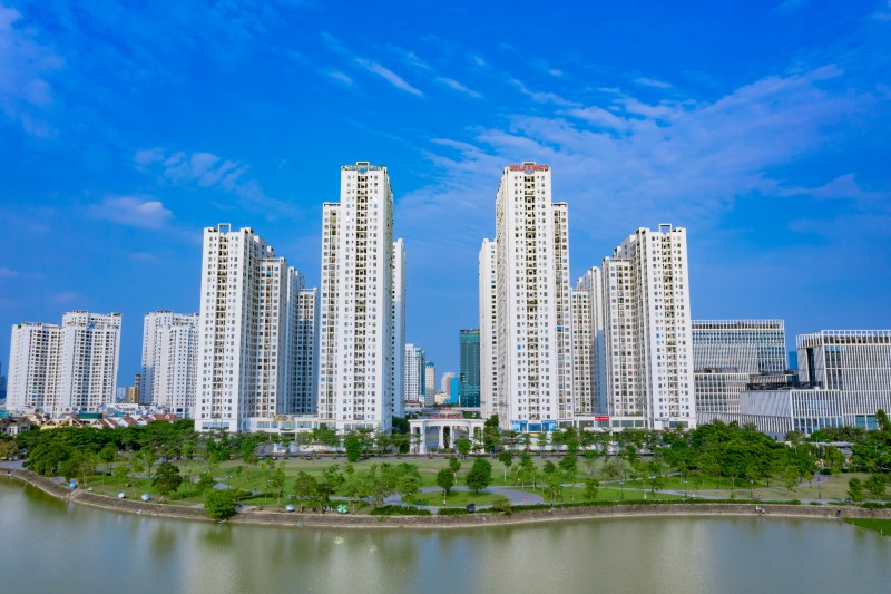 Với quỹ sản phẩm nhà ở phong phú và chất lượng, Geleximco đang không ngừng khẳng định uy tín của mình trên thị trường bất động sản. Với quỹ sản phẩm nhà ở phong phú và chất lượng, Geleximco đang không ngừng khẳng định uy tín của mình trên thị trường bất động sản.