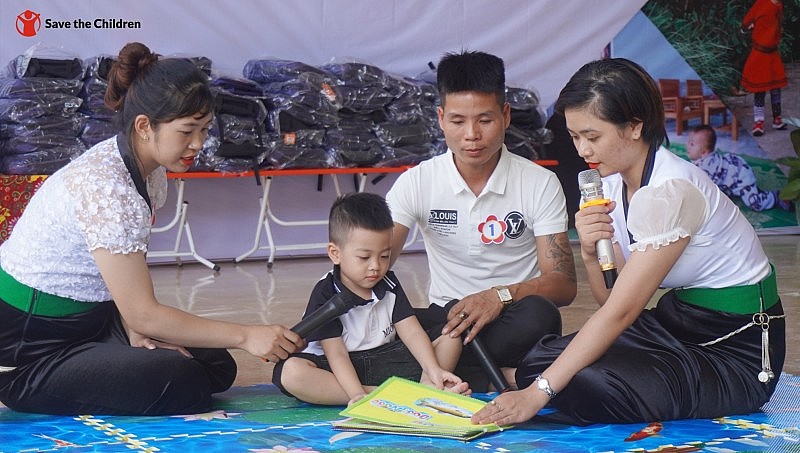 Đánh thức tiềm năng não bộ - Khơi mở hành trình phát triển bền vững cho trẻ thơ Đánh thức tiềm năng não bộ - Khơi mở hành trình phát triển bền vững cho trẻ thơ