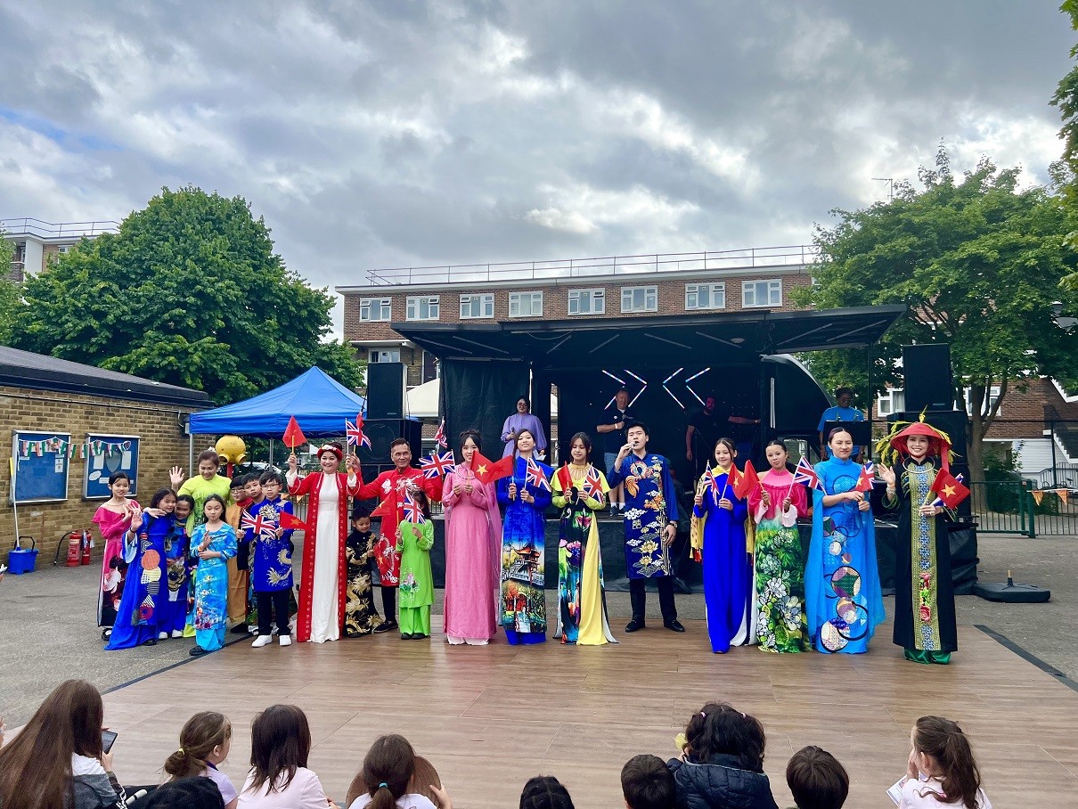 Happy Streets Festival 2025 in London: Vietnamese Cultural Identity Shines Happy Streets Festival 2025 in London: Vietnamese Cultural Identity Shines
