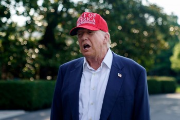 Ông Trump áp thuế 25-40% với hàng nhập khẩu từ 14 nước, Nhật - Hàn chịu tác động lớn