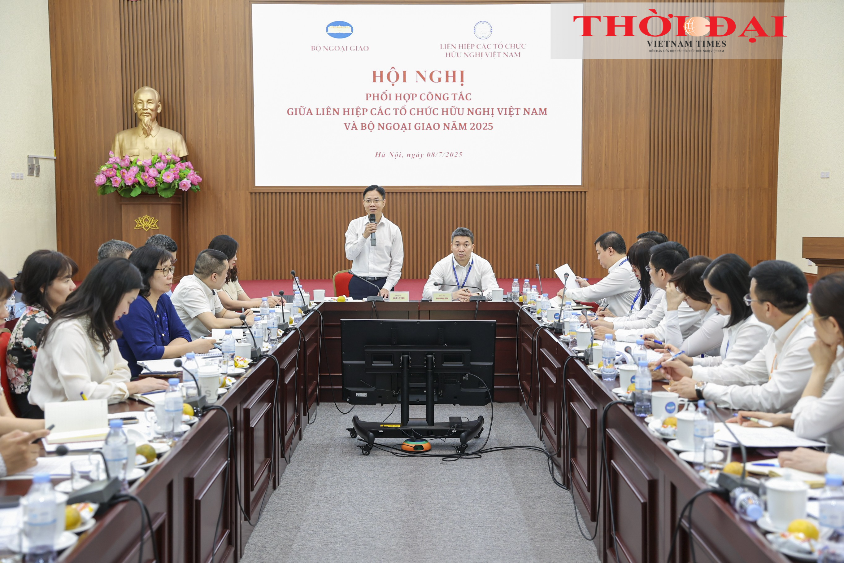 Thứ trưởng Bộ Ngoại giao Ngô Lê Văn phaát biểu tại Hội nghị. (Ảnh: Đinh Hòa) Thứ trưởng Bộ Ngoại giao Ngô Lê Văn phaát biểu tại Hội nghị. (Ảnh: Đinh Hòa)